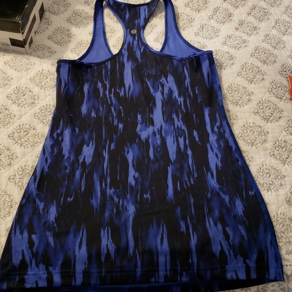 Tank top - Picture 3 of 5